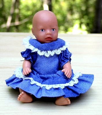 Lacy Blue Doll Dress Pattern: Vintage Style for Mini Baby Born